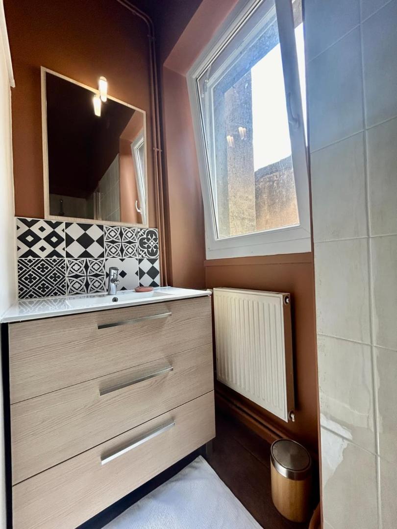 La Lorraine : Cosy En Centre Ville Poitiers Exterior photo